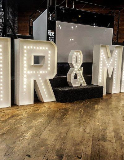 8ft 3D light up Mr and Mrs letters with bulb lights