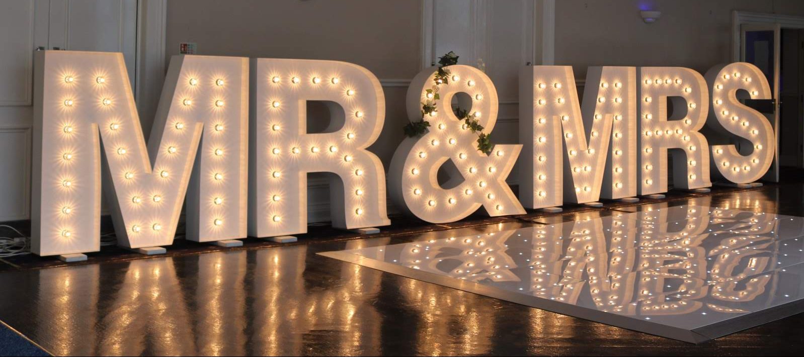 3D Light up MR & MRS Letters for hire with star light dance floor
